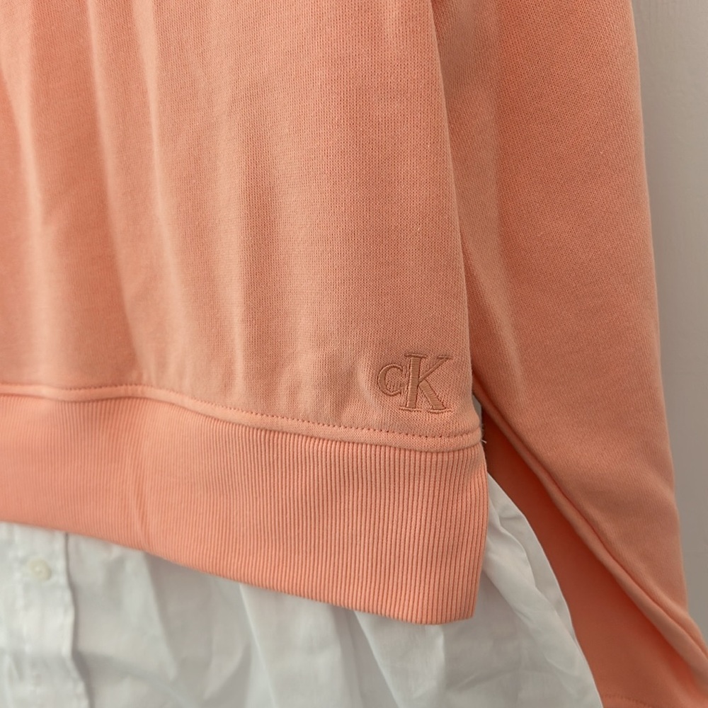 Peach Shirttail Twofer Sweatshirt Calvin Klein Jeans Size XS - Picture 12 of 12
